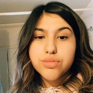 Meet your Posher, Julissa